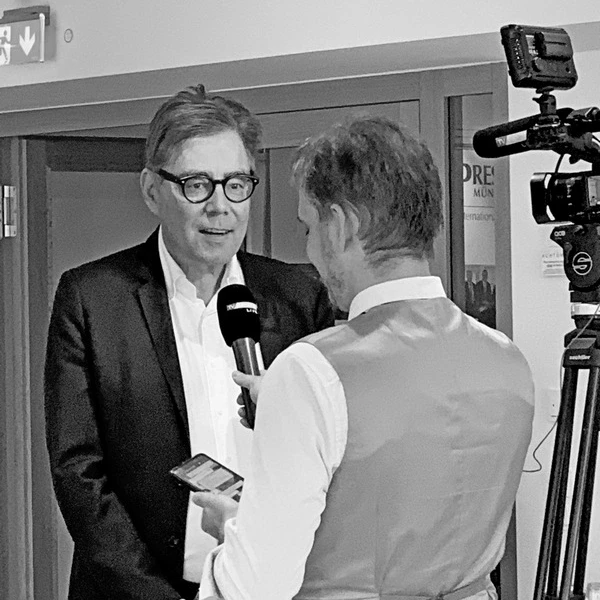 Presseclub Interview Achim von Michel