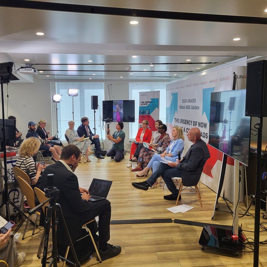 hybride Pressekonferenz München